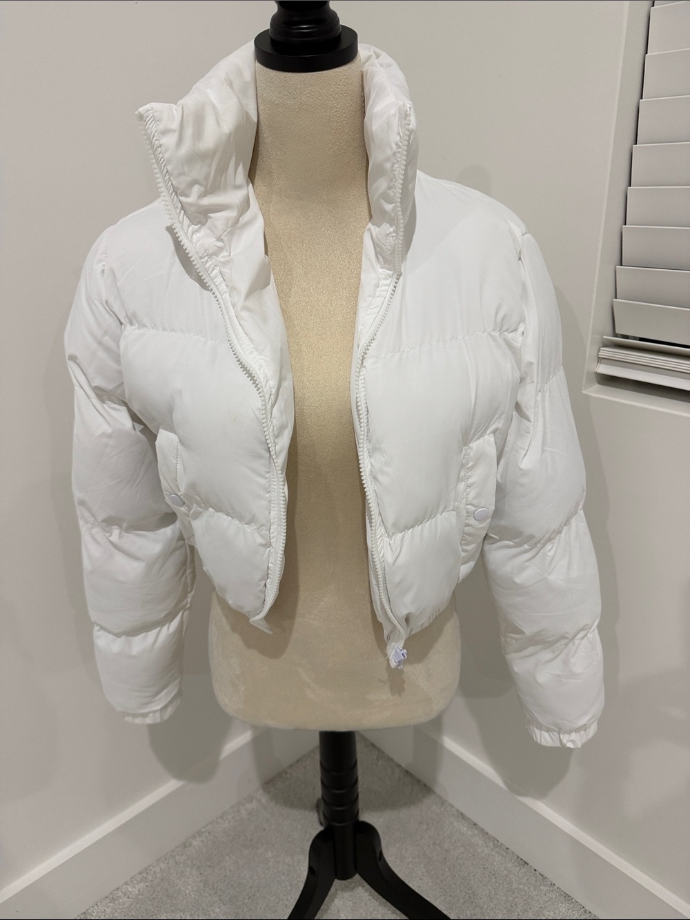 White Puffer Jacket - Women's Cropped Winter Coat